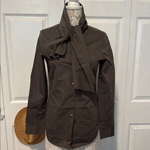 Elegant Grey Women's buttondown Shirt S/M